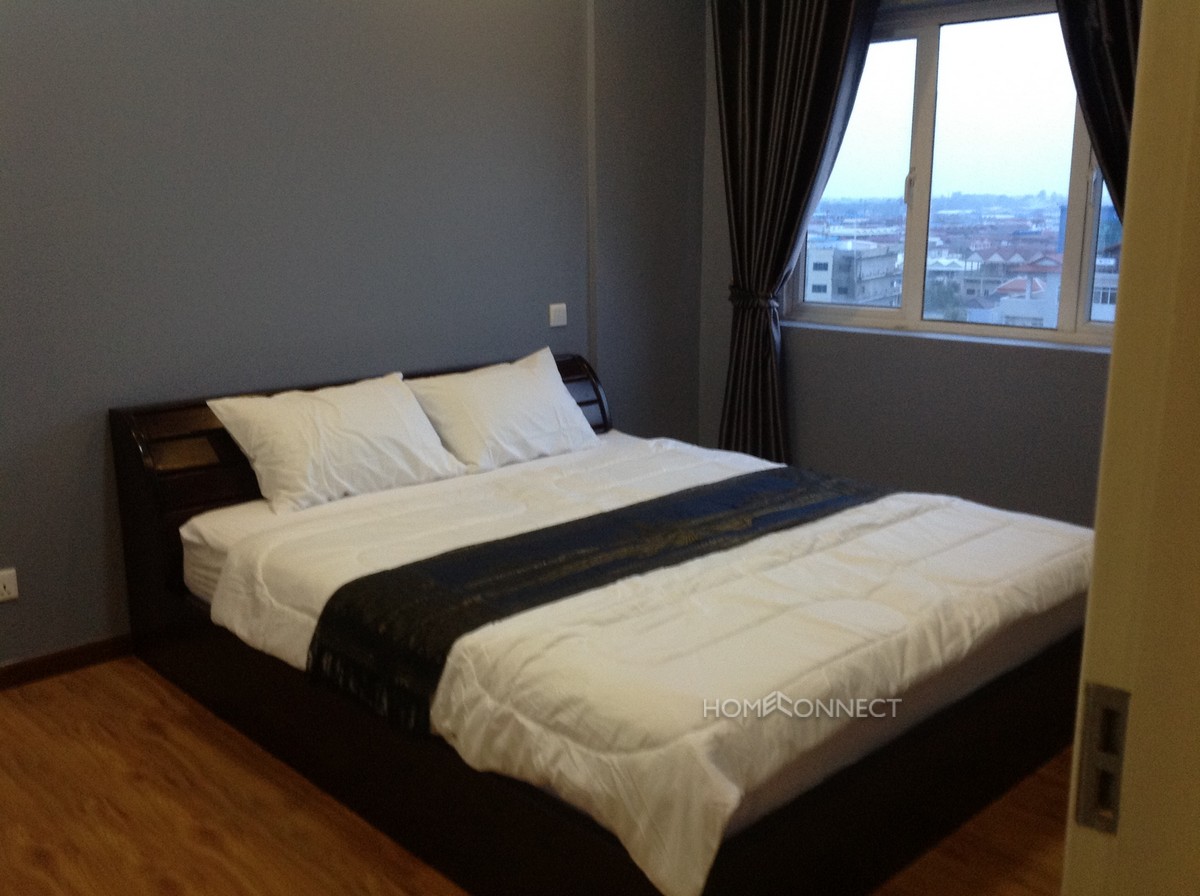 Large 3 bedroom penthouse close to Russian Market