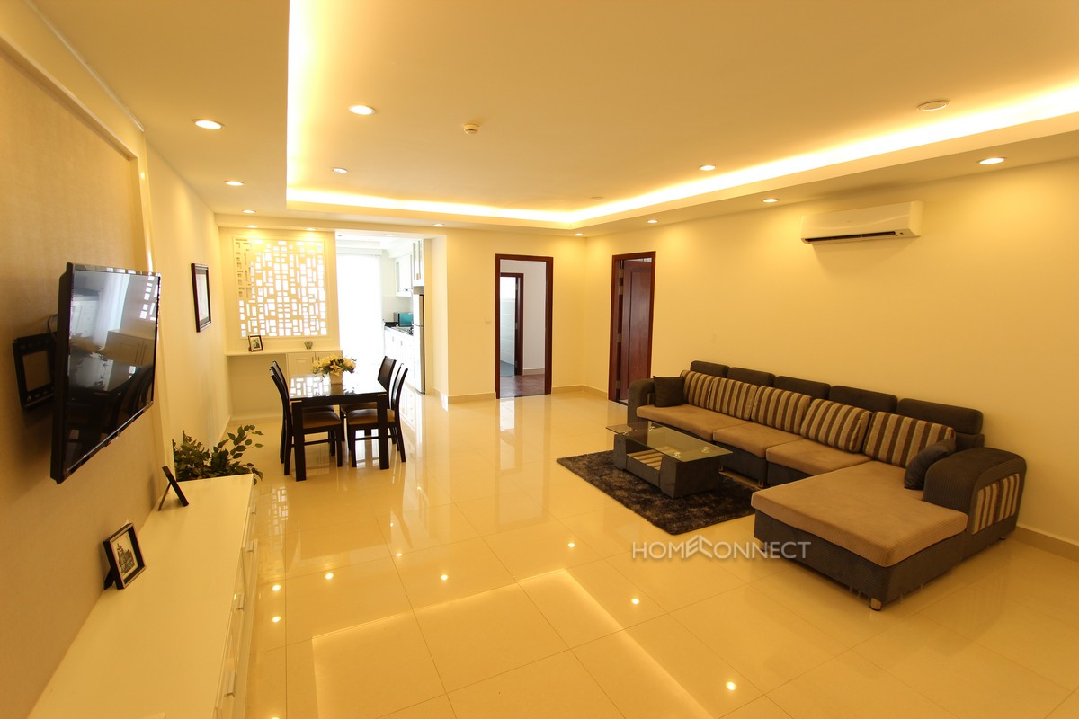 Expansive 2 Bedroom Apartment in Toul Tom Poung
