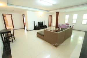 Fully serviced 3 bedroom apartment in Tonle Bassac