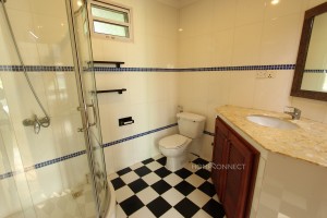 Fully serviced 3 bedroom apartment in Tonle Bassac