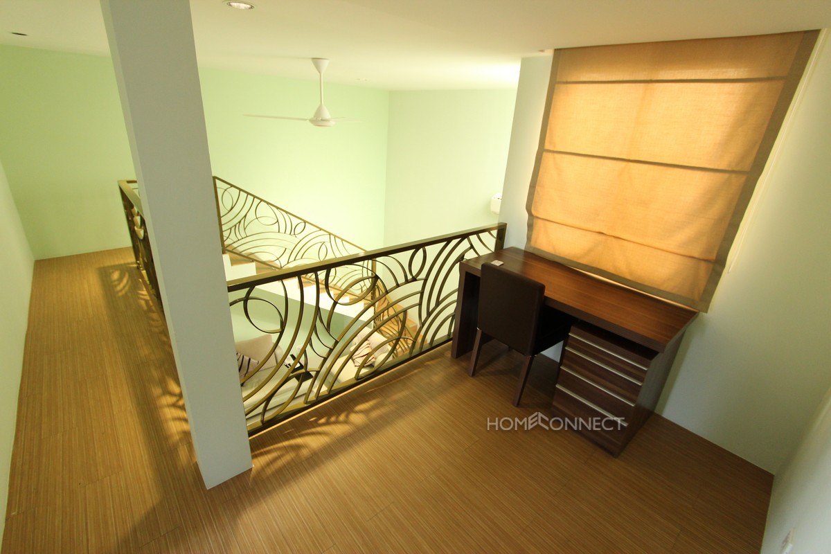 Two Bedroom Duplex Apartment in Daun Penh