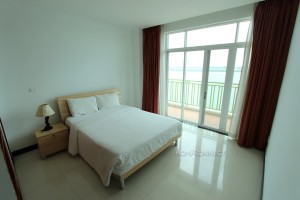 Spectacular 3 Bedroom Apartment on the Mekong River