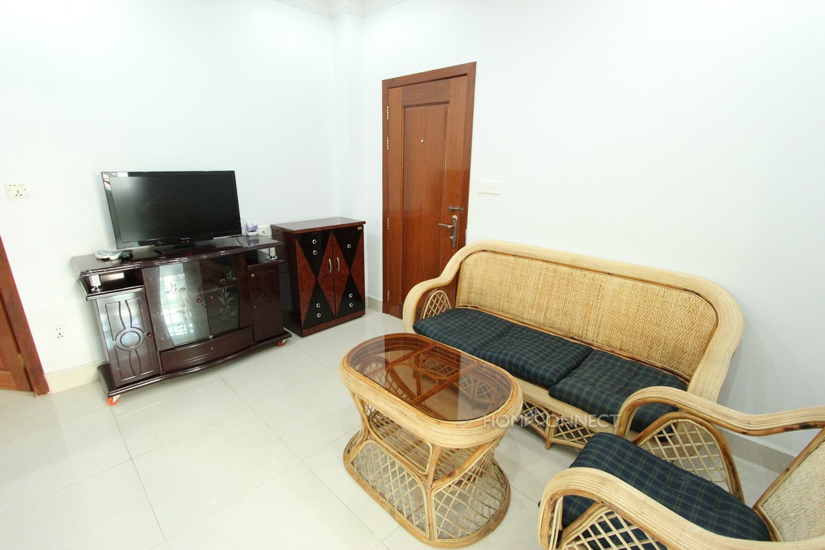Spacious 2 bedroom apartment near Russian Market