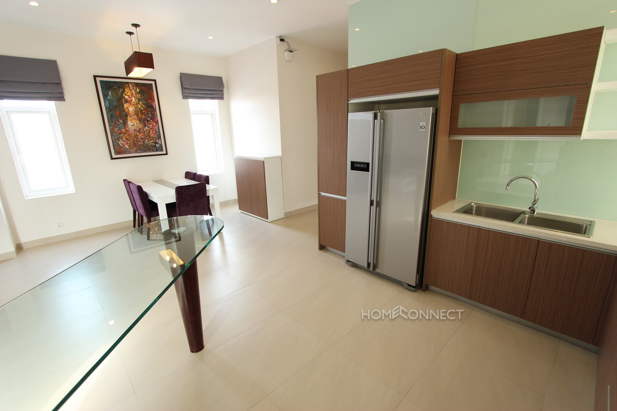 Fantastic 2 Bedroom Penthouse in BKK3