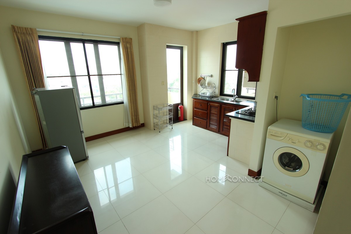 Large 2 Bedroom Apartment in 7 Makara