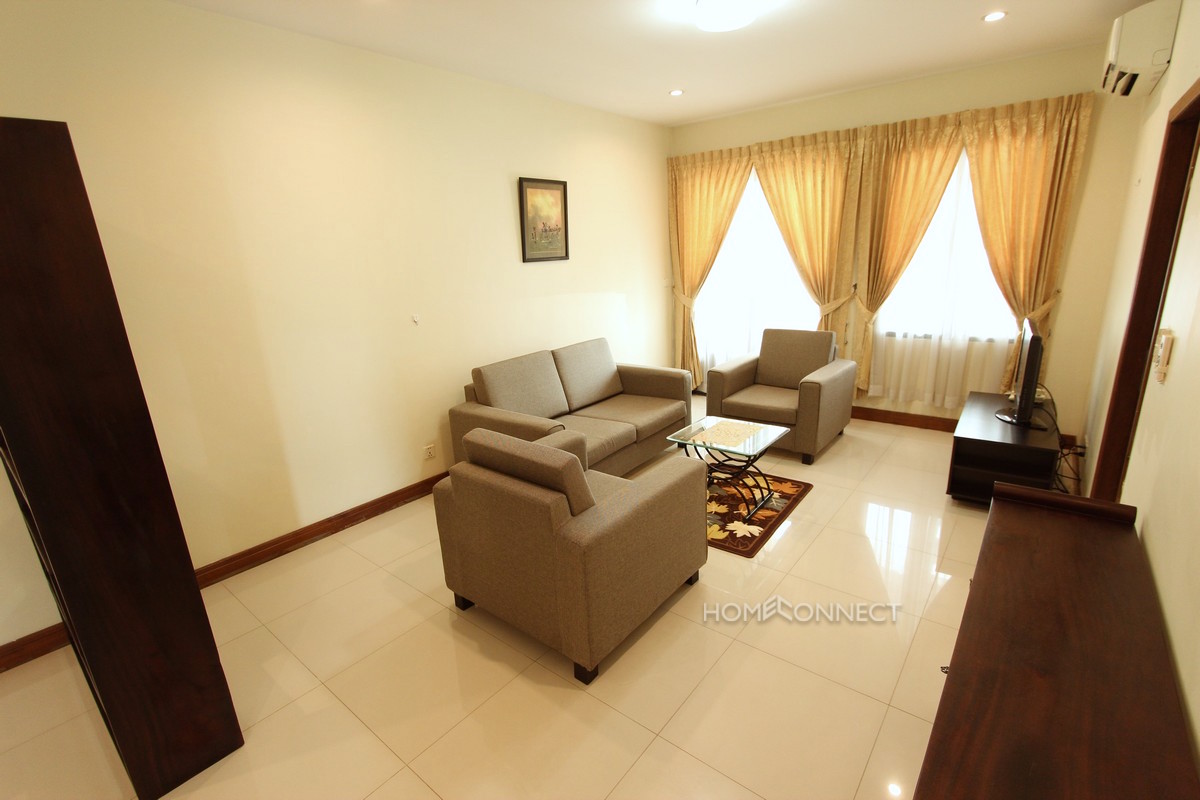 Large 2 Bedroom Apartment in 7 Makara