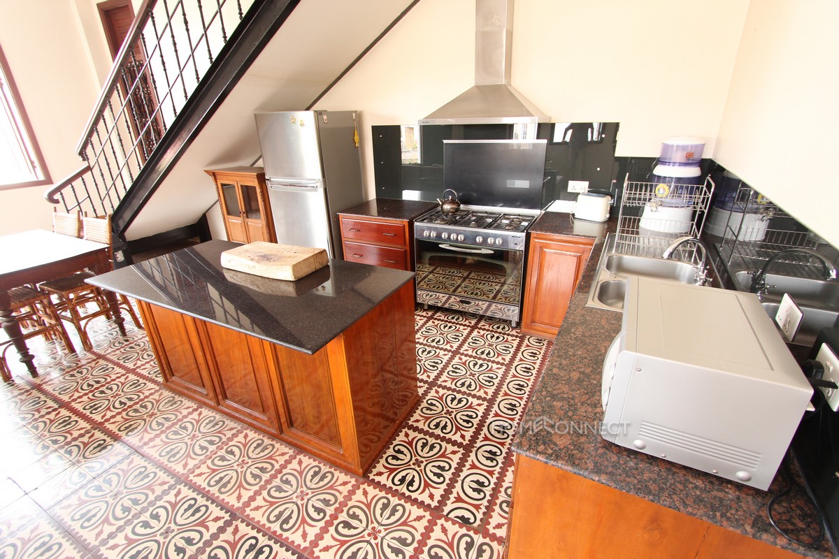 Colonial Apartment in the Heart of Phnom Penh's Old Quarter