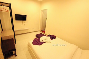 Compact 1 Bedroom Apartment in BKK2