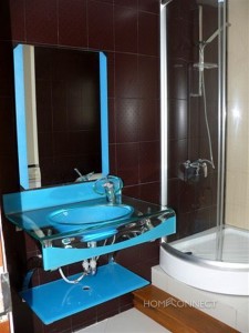 Renovated 2 bedroom apartment close to riverside |Phnom Penh