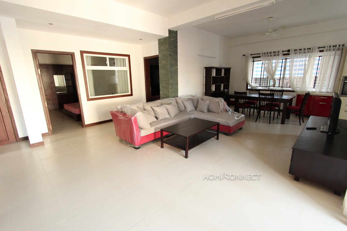 Large 3 bedroom apartment close to Independence Monument
