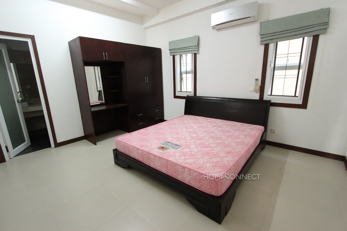 Large 3 bedroom apartment close to Independence Monument