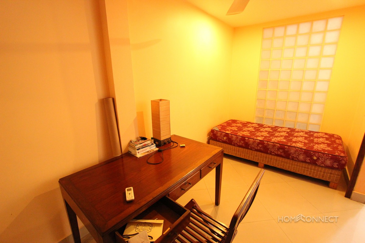 Attractive 2 bedroom apartment close to Riverside | Phnom Penh