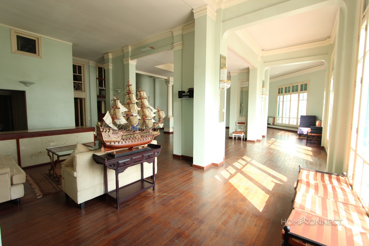 Spectacular 3 bedroom French Colonial apartment on Riverside | Phnom Penh