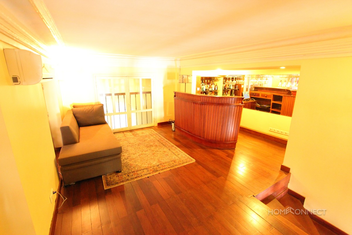 Spectacular 3 bedroom French Colonial apartment on Riverside | Phnom Penh