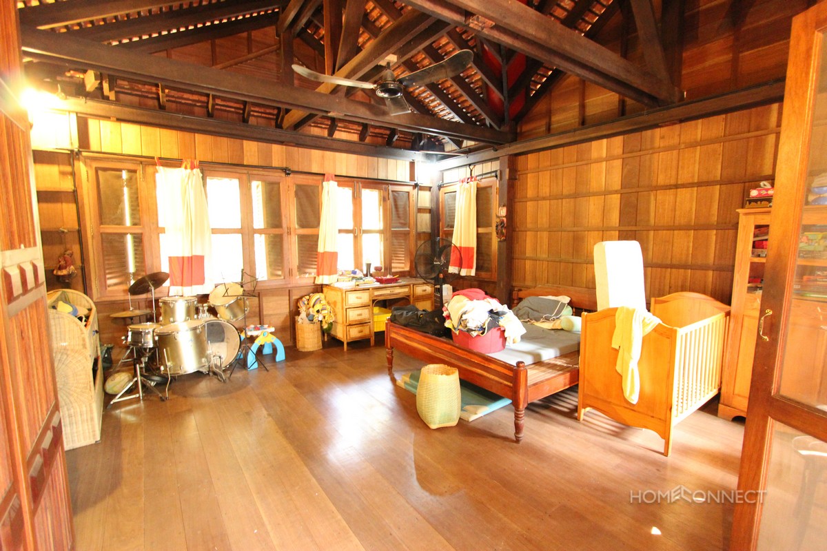 Traditional 2 bedroom Khmer villa in Chroy Chungva
