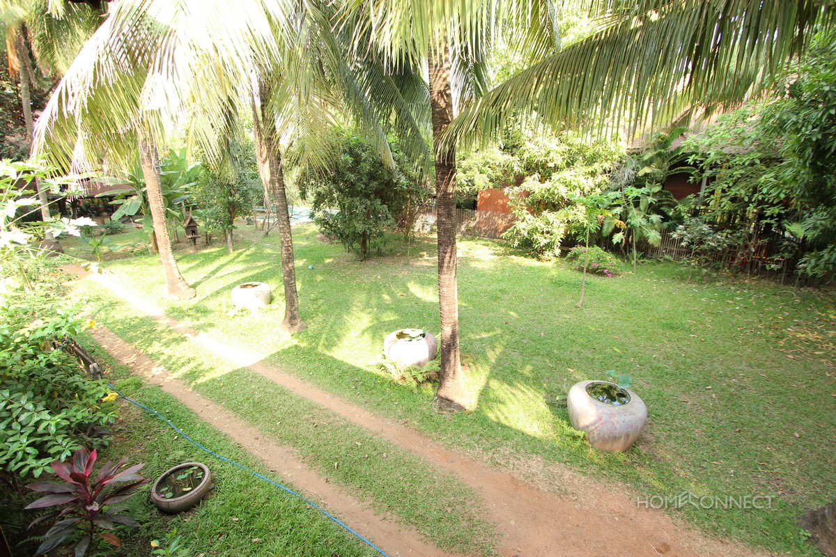 Traditional 2 bedroom Khmer villa in Chroy Chungva