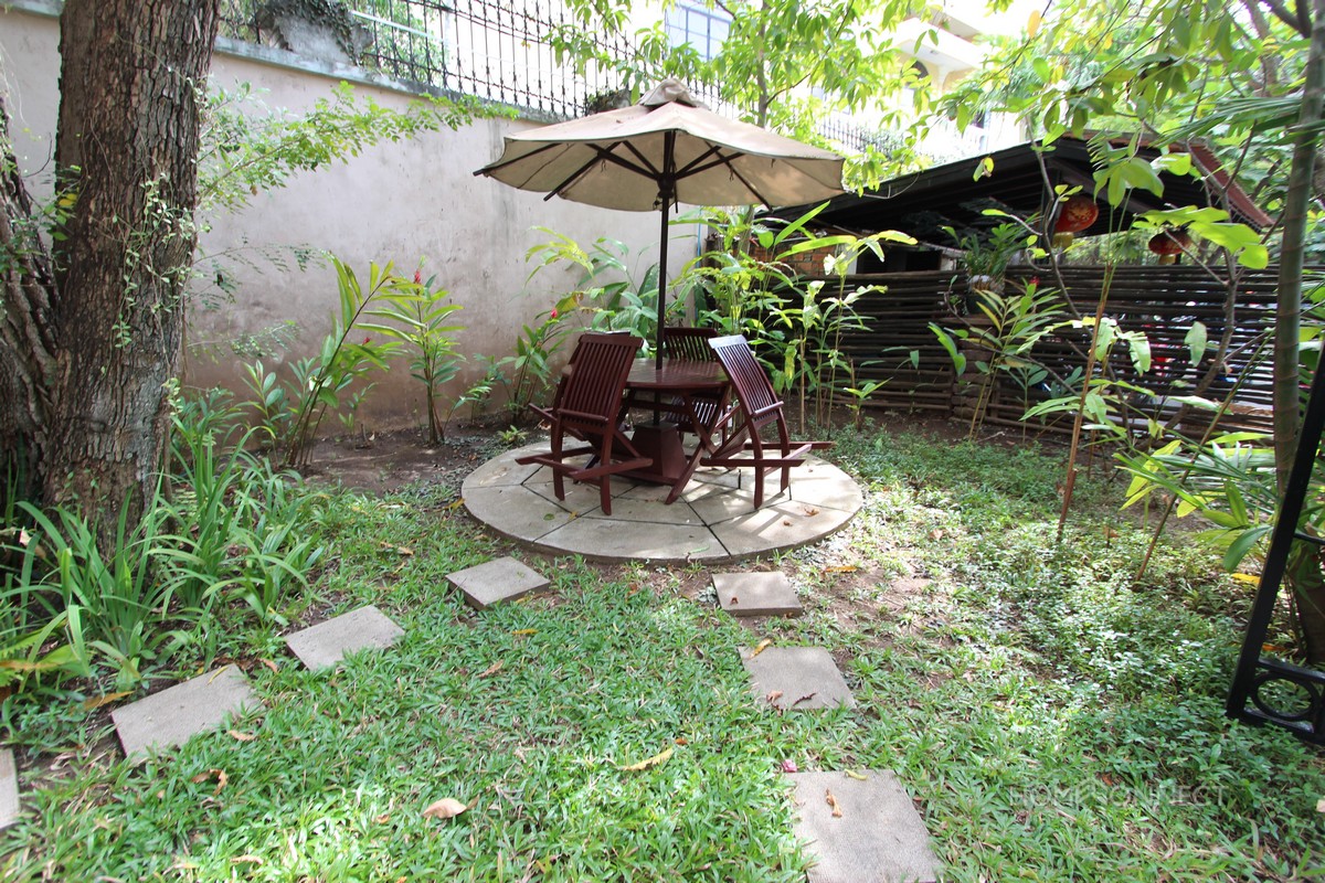 Large 3 Bedroom Apartment Close To Independence Monument | Phnom Penh