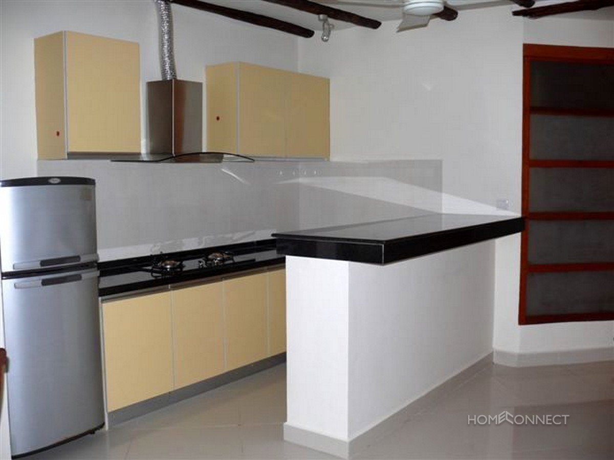 Renovated 2 bedroom apartment close to riverside |Phnom Penh