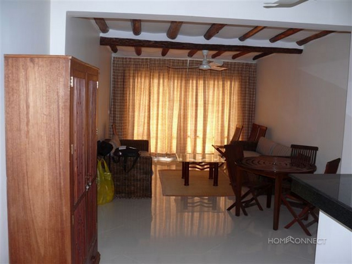 Renovated 2 bedroom apartment close to riverside |Phnom Penh