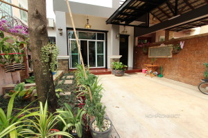 Beautifully Decorated 4 Bedroom Townhouse in Tonle Bassac | Phnom Penh