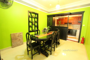 Beautifully Decorated 4 Bedroom Townhouse in Tonle Bassac | Phnom Penh