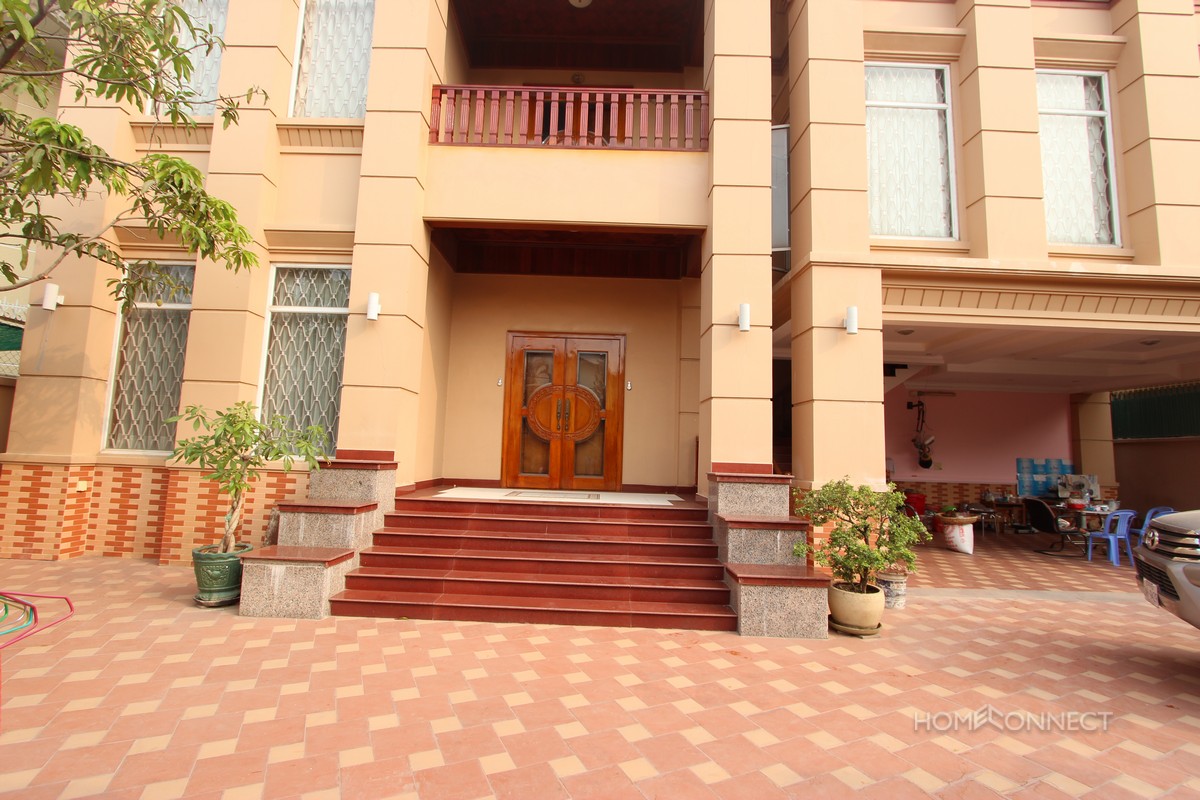 Villa for Sale in the Western District of Toul Kork | Phnom Penh