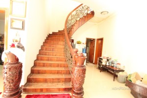 Villa with Swimming Pool in Toul Kork | Phnom Penh