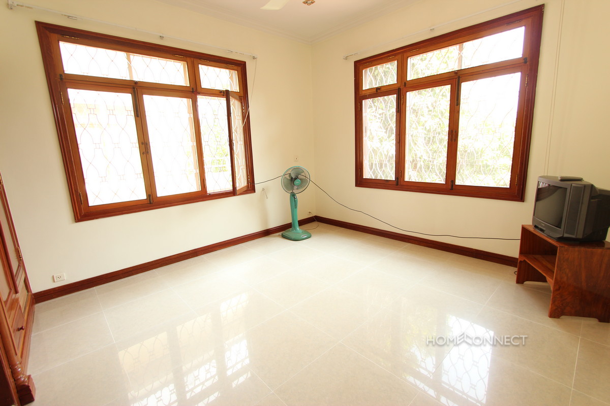 Leafy 4 Bedroom Villa in Tonle Bassac | Phnom Penh