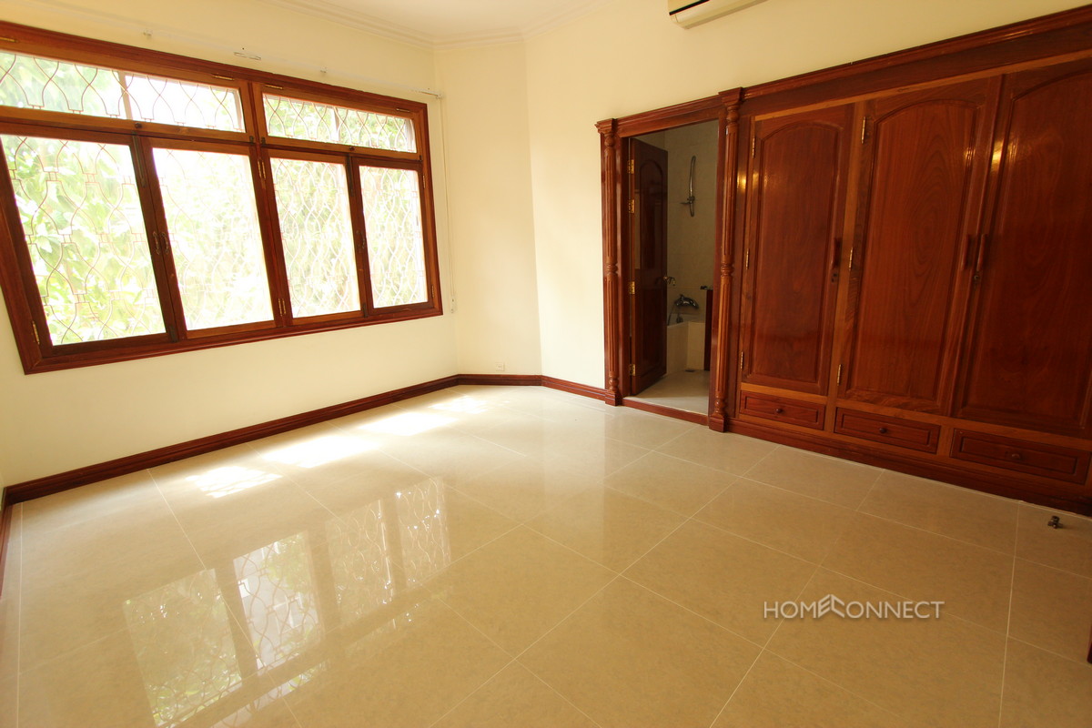 Leafy 4 Bedroom Villa in Tonle Bassac | Phnom Penh