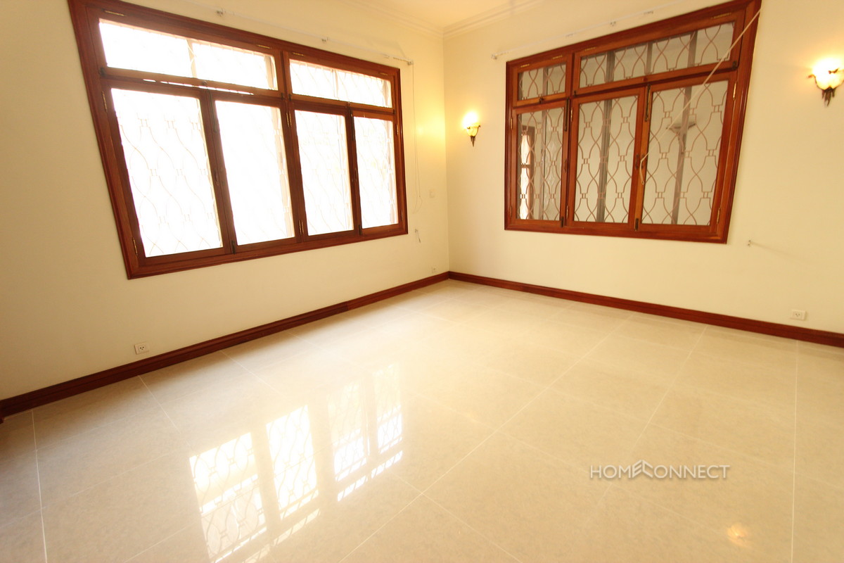 Leafy 4 Bedroom Villa in Tonle Bassac | Phnom Penh