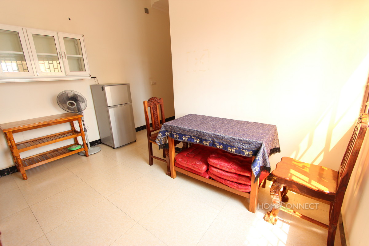 Pleasant 1 Bedroom Apartment Near the Russian Market | Phnom Penh