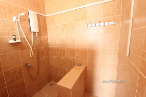 Comfortable 3 Bedroom Apartment in Boeung Trabek | Phnom Penh