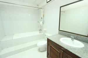 Central Family Villa Near the Independence Monument | Phnom Penh