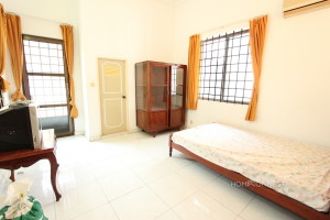 Lovely 3 Bedroom Apartment in the Heart of BKK1 | Phnom Penh