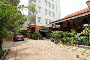 Newly Constructed 2 Bedroom Apartment in Tonle Bassac | Phnom Penh