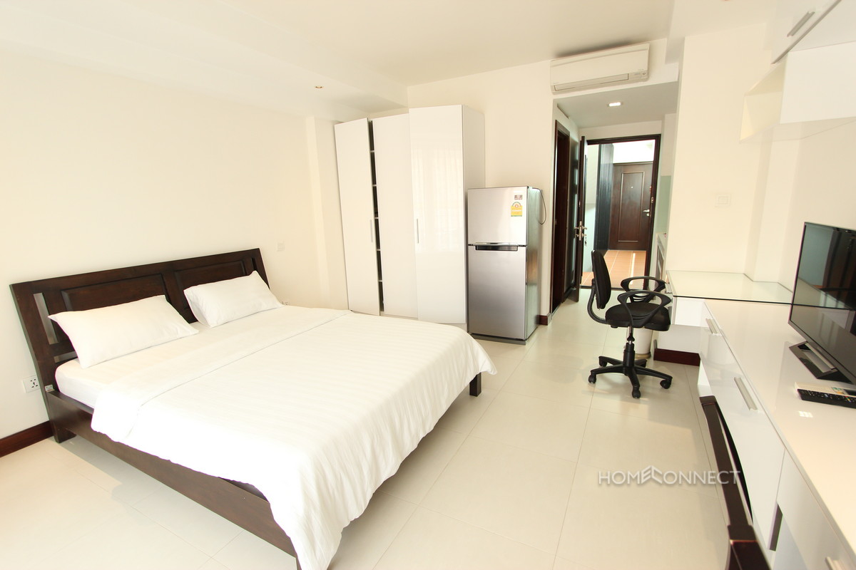 Modern Studio Apartment Near the Riverside | Phnom Penh