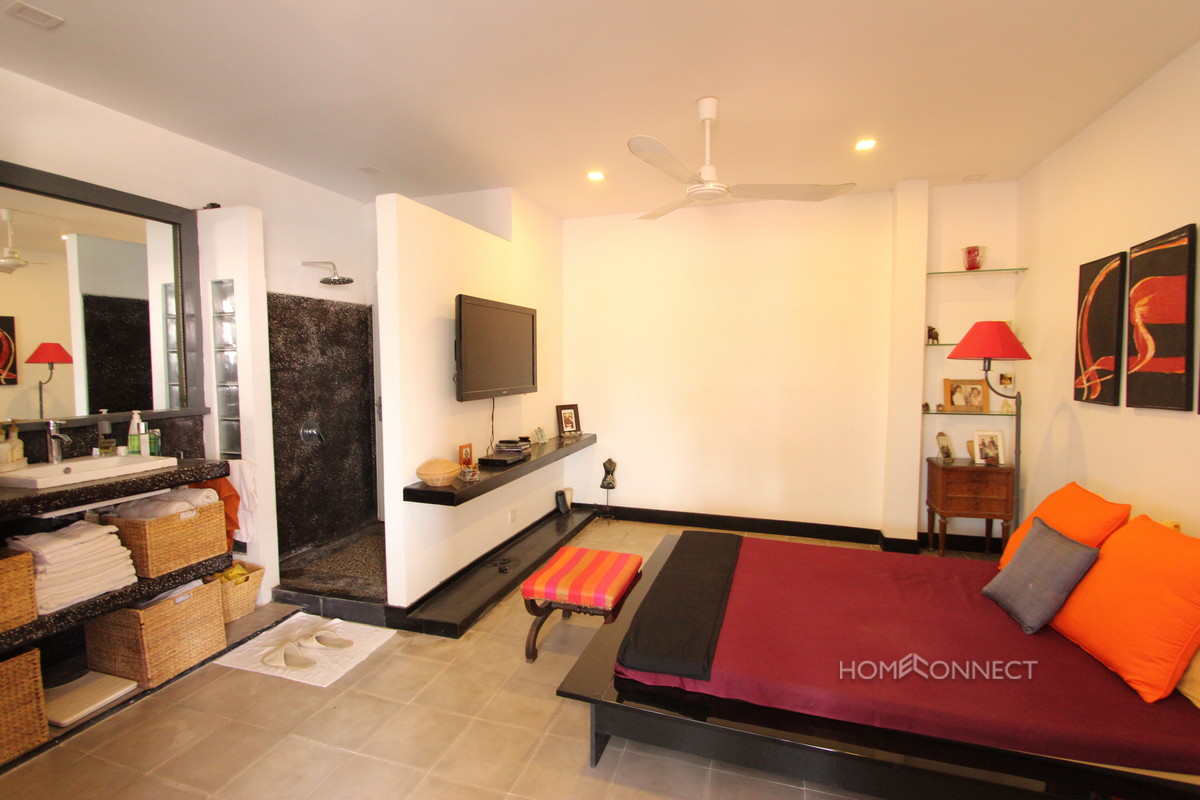 Newly Renovated 3 Bedroom Apartment For Sale in Daun Penh | Phnom Penh