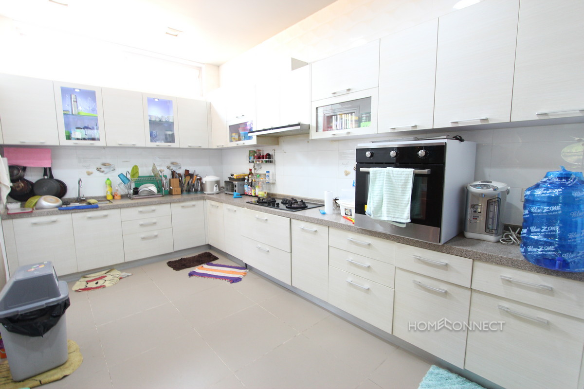 Modern 6 Bedroom Villa For Rent Near Aeon Mall | Phnom Penh