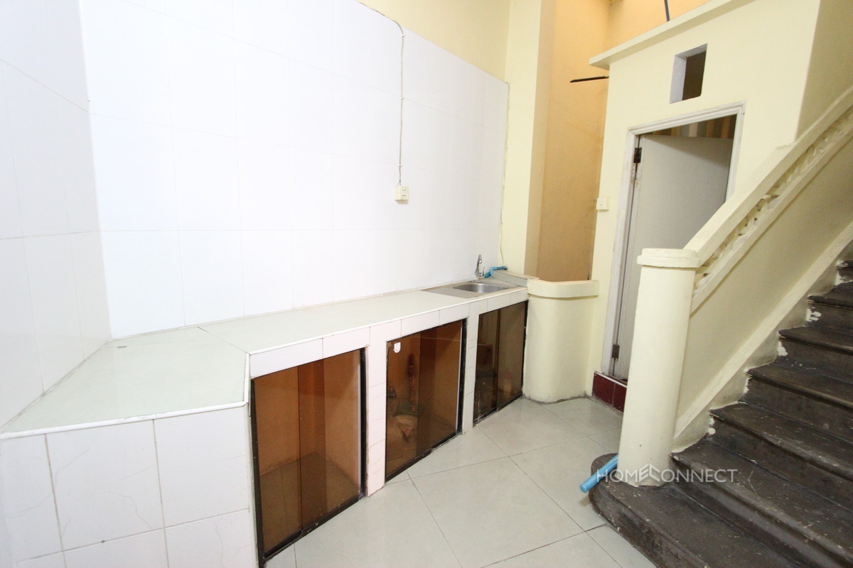 A Pleasant 1 Bedroom Apartment with River Views | Phnom Penh