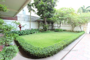 Attractive 2 Bedroom Apartment For Rent In BKK1 | Phnom Penh