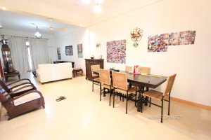 Attractive 2 Bedroom Apartment For Rent In BKK1 | Phnom Penh