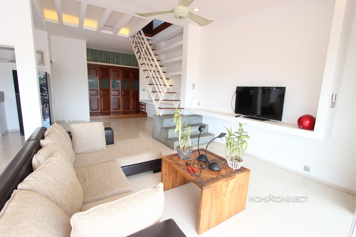 Large Terrace Colonial Apartment Near Riverside | Phnom Penh