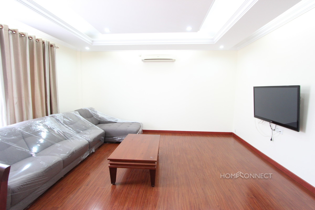 Roomy 3 Bedroom Apartment Near the Royal Palace | Phnom Penh