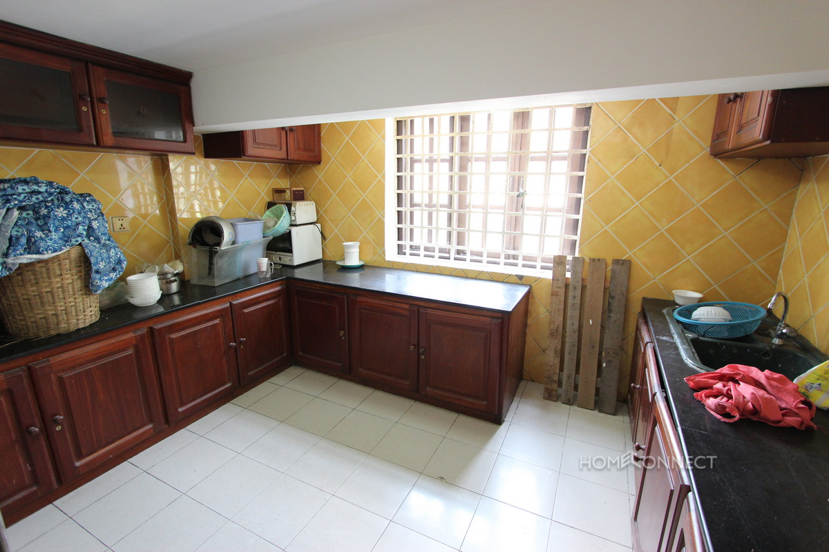 Central 6 Bedroom Villa Near the Olympic Stadium | Phnom Penh