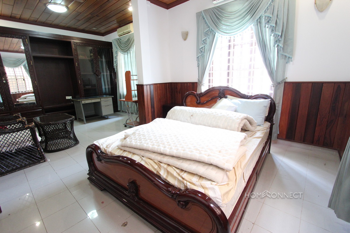 Central 6 Bedroom Villa Near the Olympic Stadium | Phnom Penh