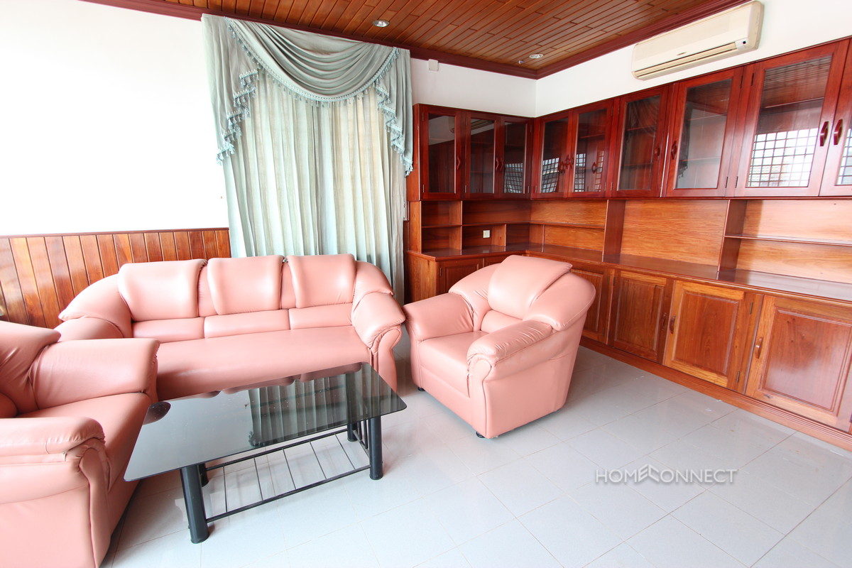 Central 6 Bedroom Villa Near the Olympic Stadium | Phnom Penh