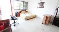 Spacious 2 Bedroom Apartment in Central Daun Penh | Phnom Penh