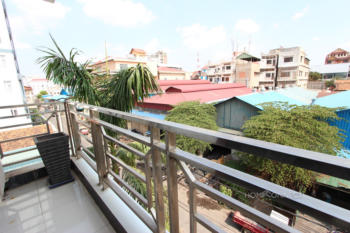 Roomy 1 Bedroom Apartment in Toul Tom Poung | Phnom Penh