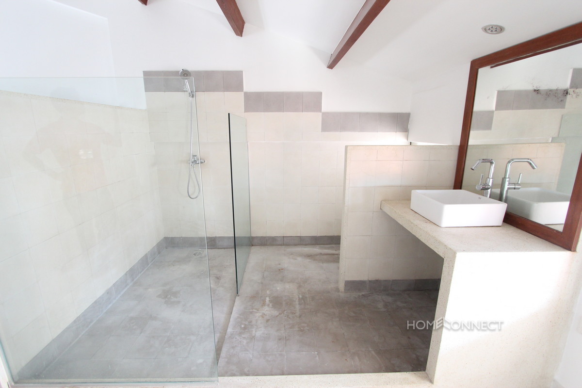 Renovated 2 Bedroom Apartment Near the Riverside | Phnom Penh