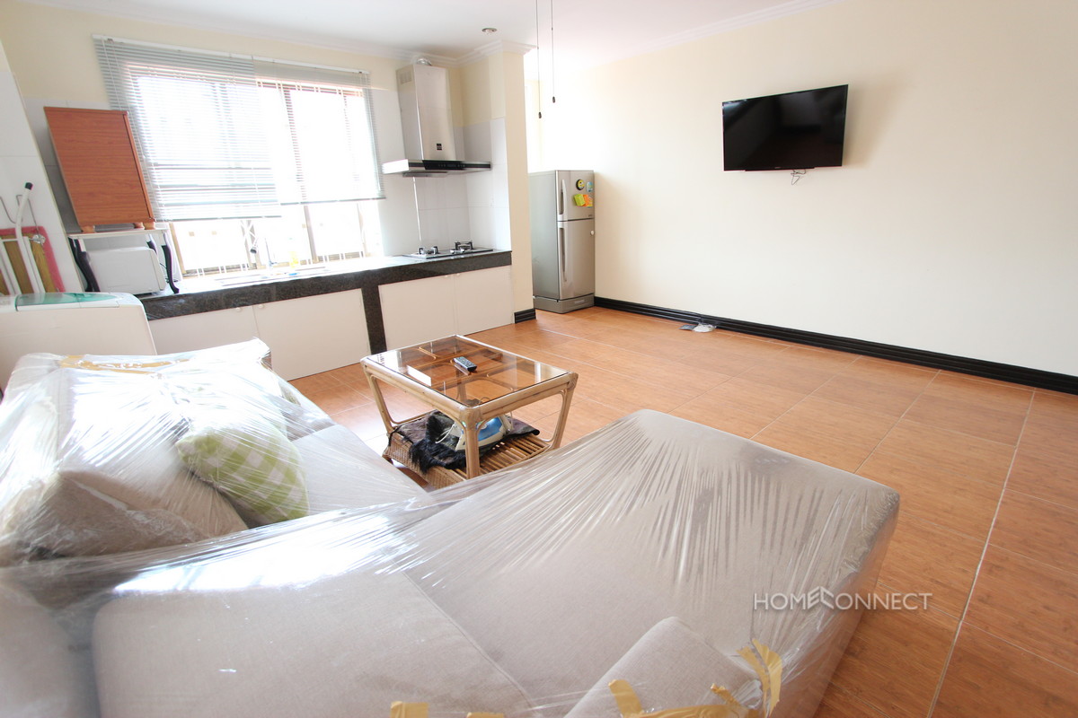 Tidy 2 Bedroom Apartment in Tonle Bassac | Phnom Penh